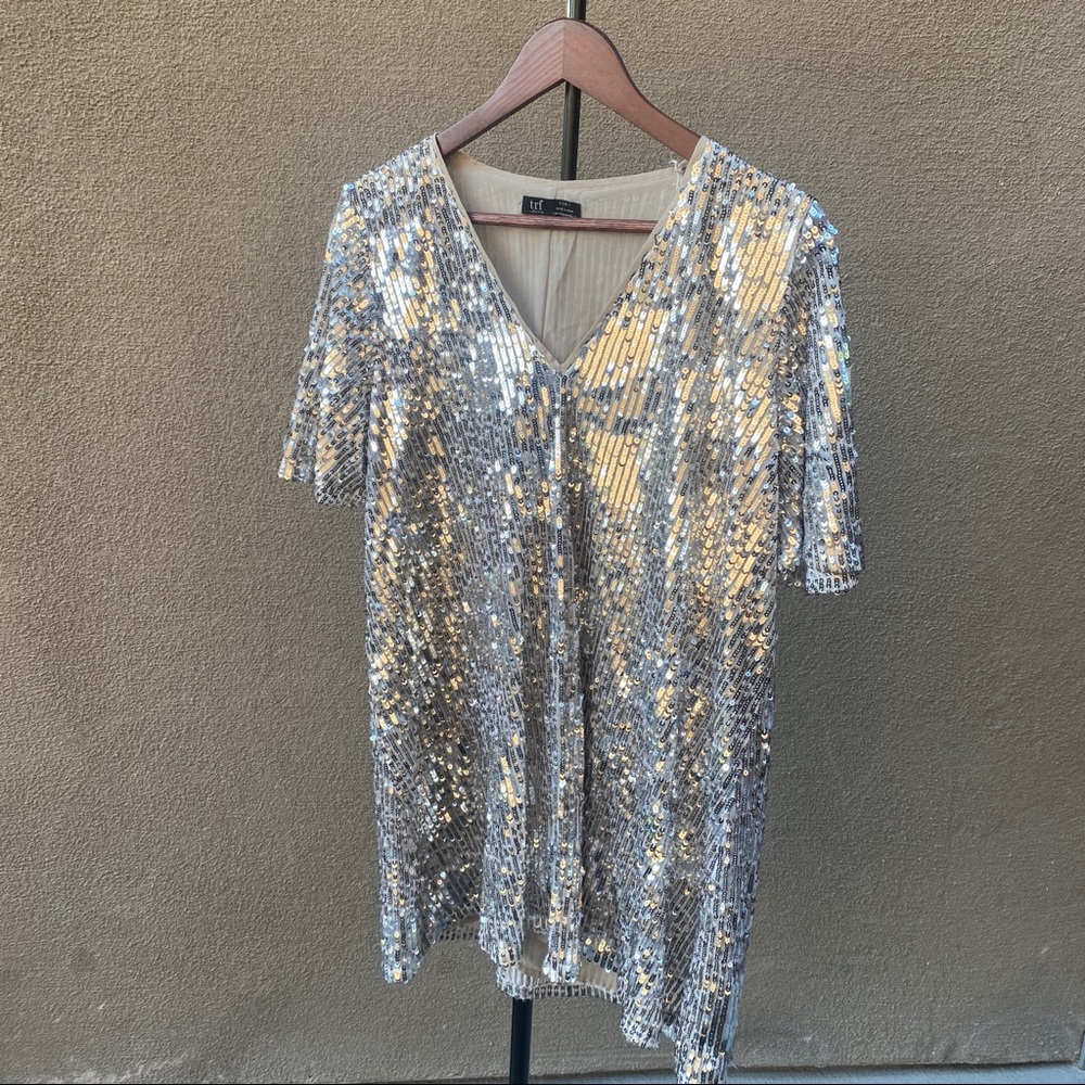 Disco silver dress